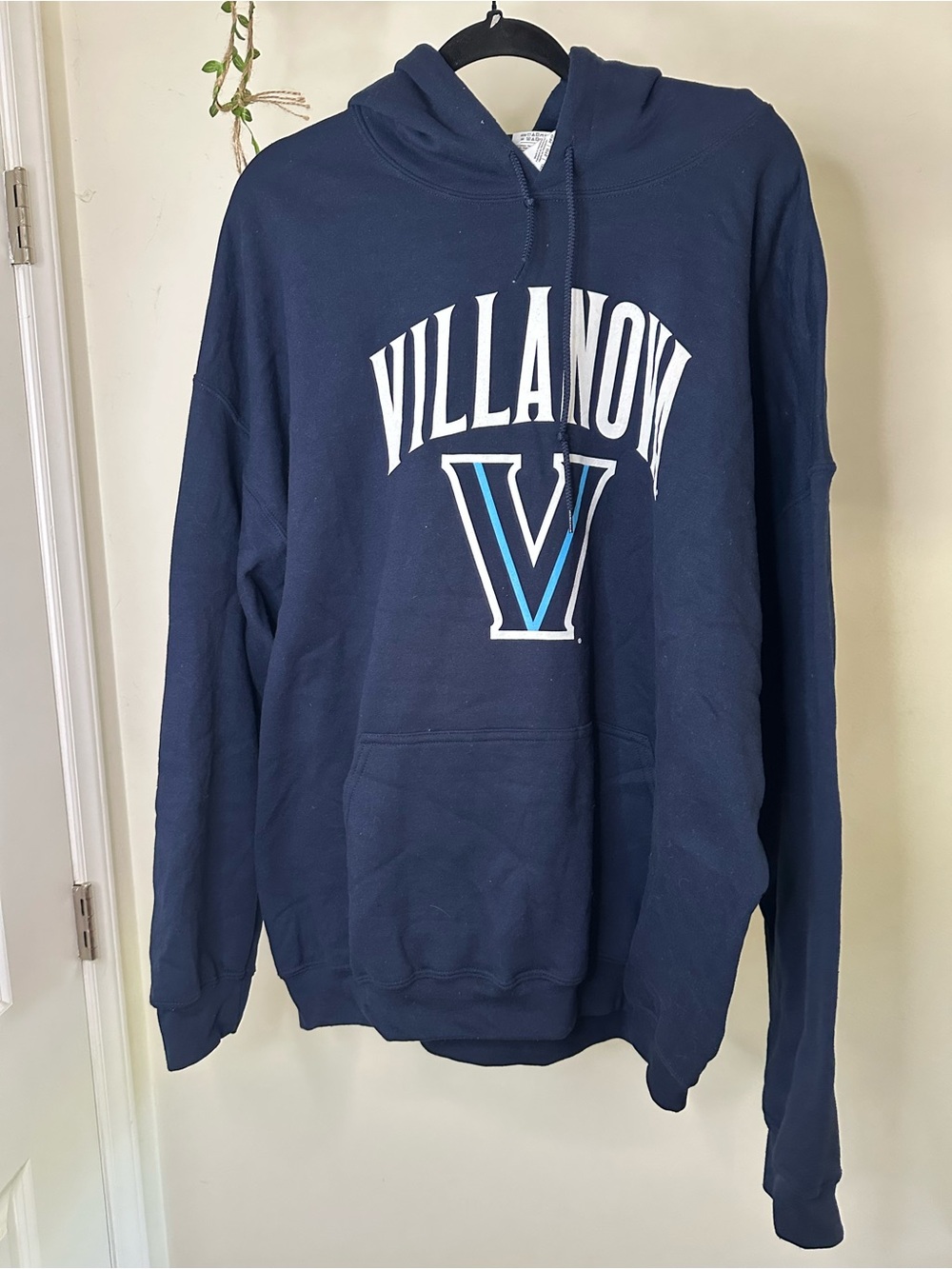 Men’s 2XL | Gildan Heavy Blend Villanova Big Logo Navy Blue Hoodie Sweatshirt
